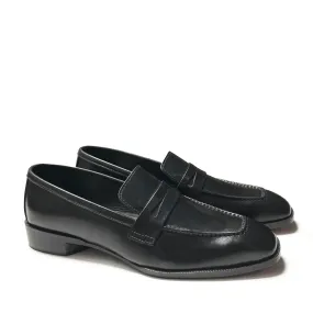 BASIC BLACK SLIP-ONS