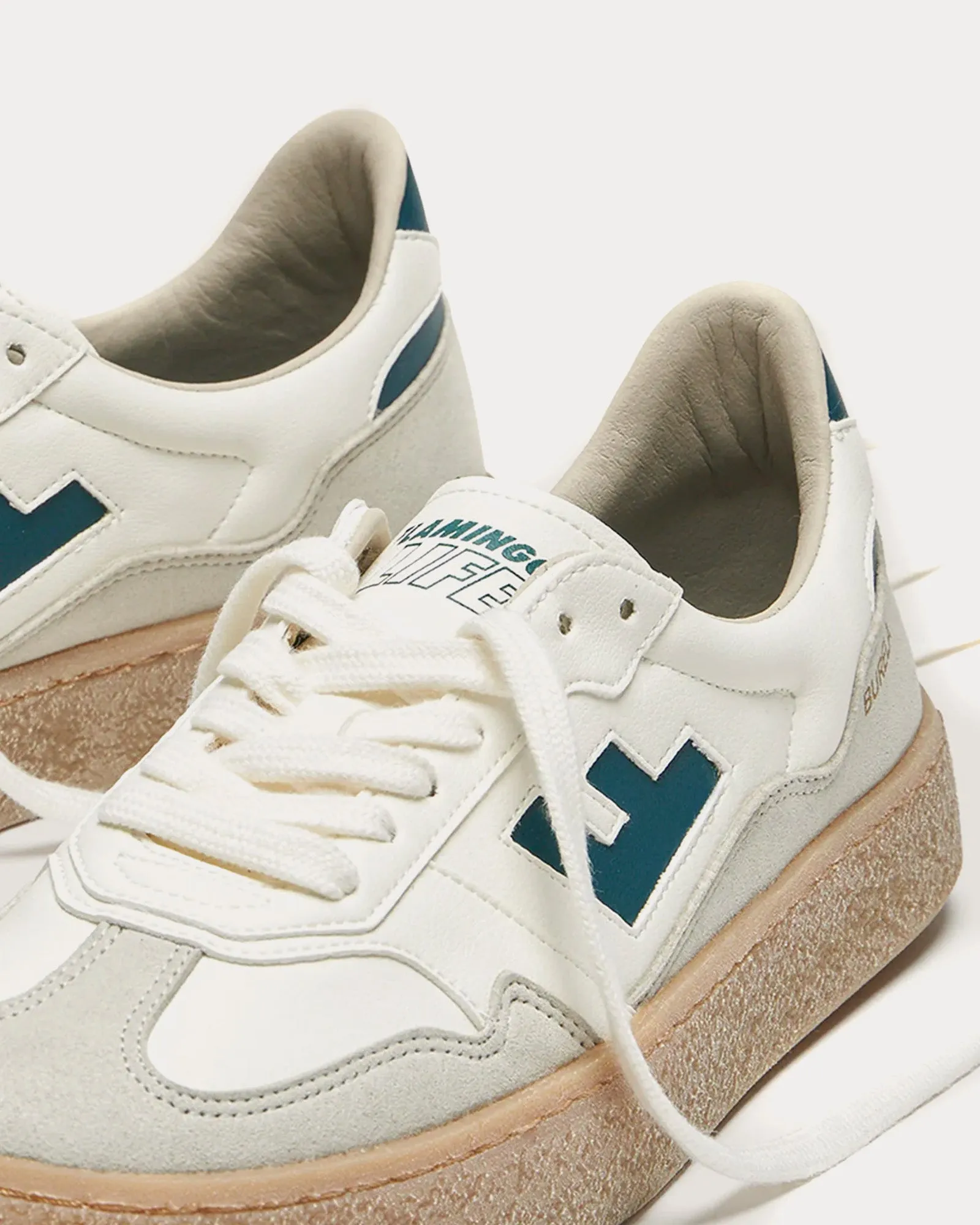 Burela Bold White / Forest Low Top Sneakers