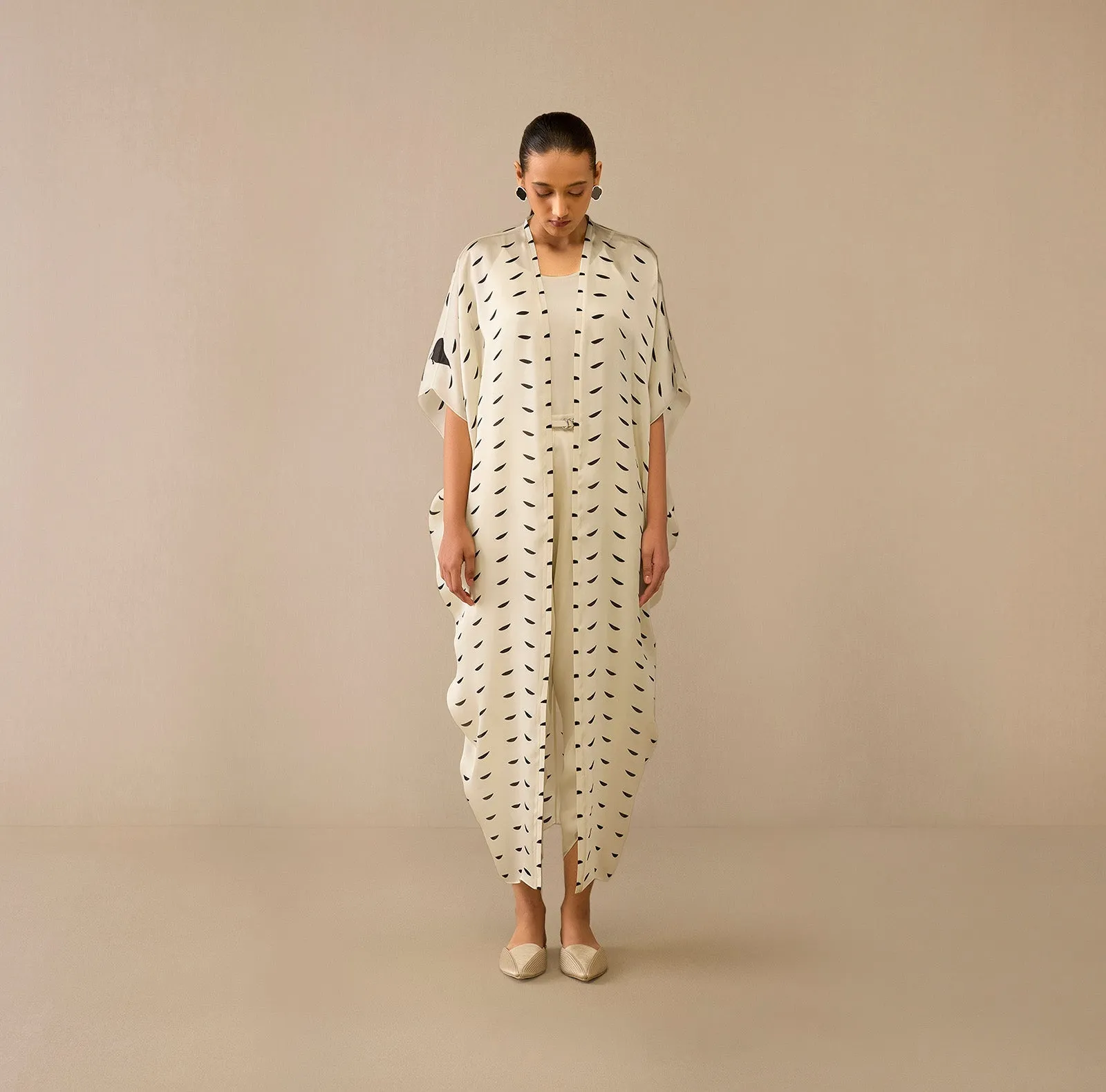 Dillagi Cape Set
