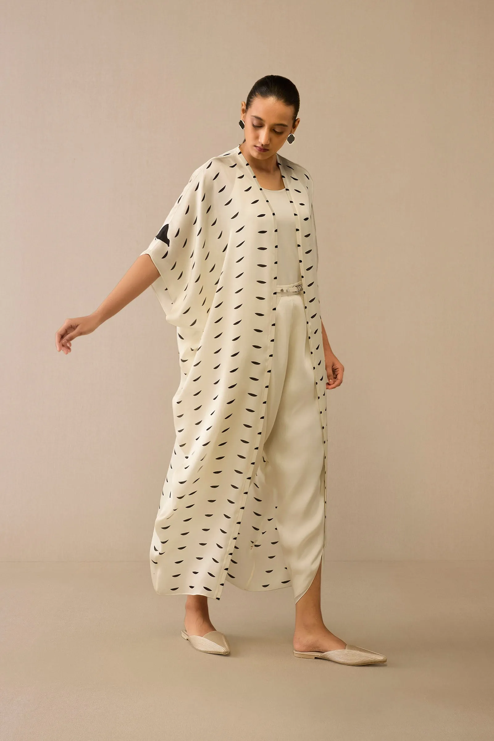 Dillagi Cape Set