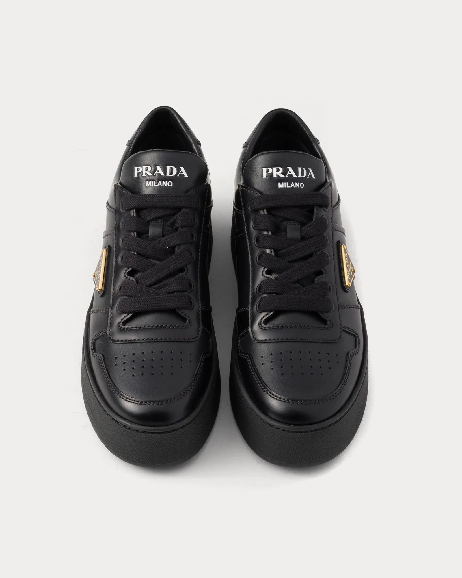 Downtown Bold Leather Black Low Top Sneakers