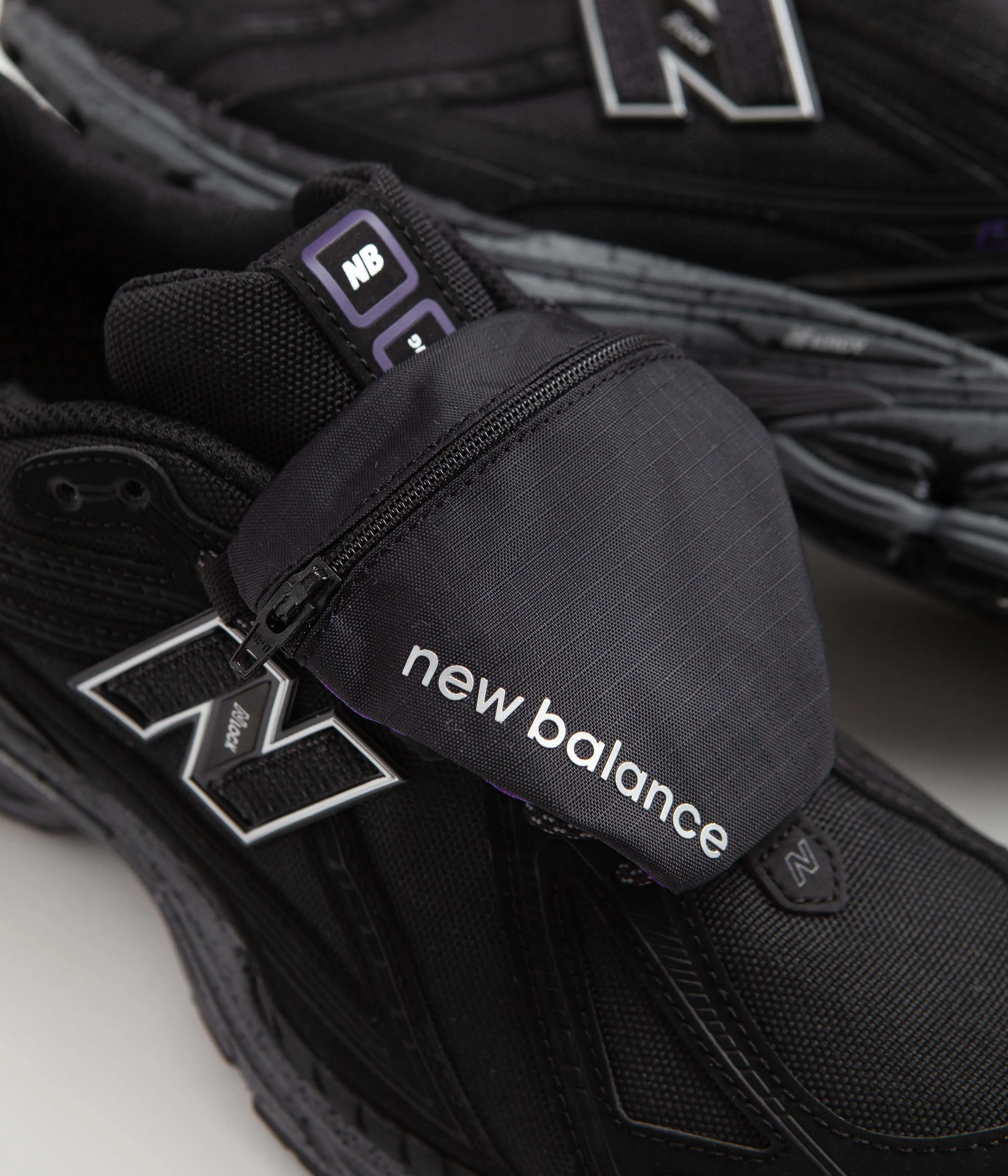 New Balance 1906 Shoes - Black / Black