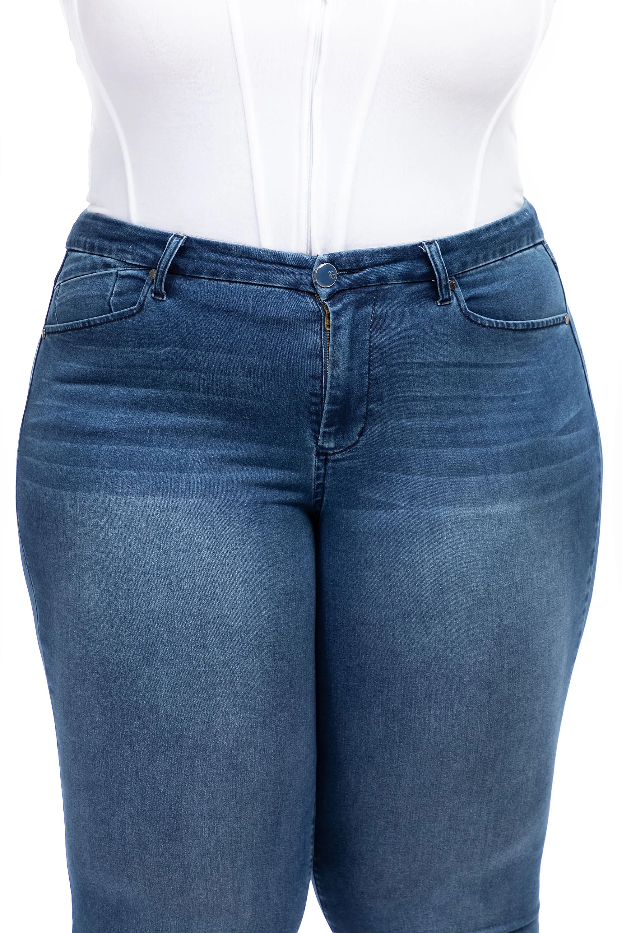 Plus 32" Better Butter Super High-Rise Flare In Donna