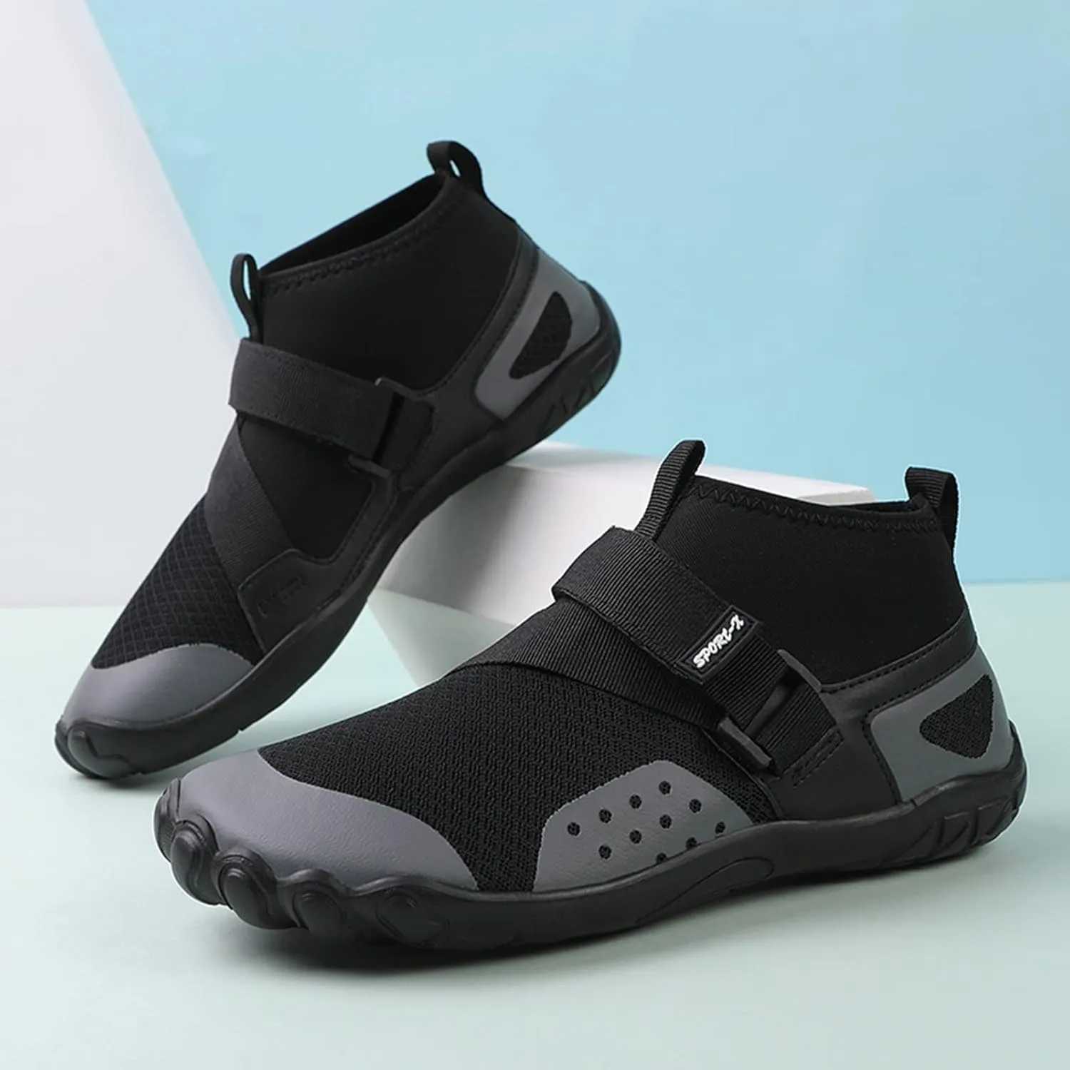 Water Shoes Men Wide Toe Box Quick Drying Slip On Barefoot for Pool Beach Surf Walk Water Yoga