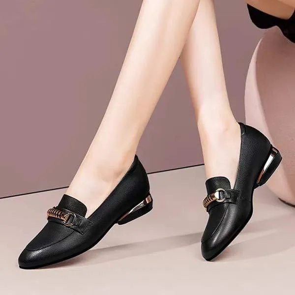 Women's Low-Heel Loafers with Metal Chain 61673492C